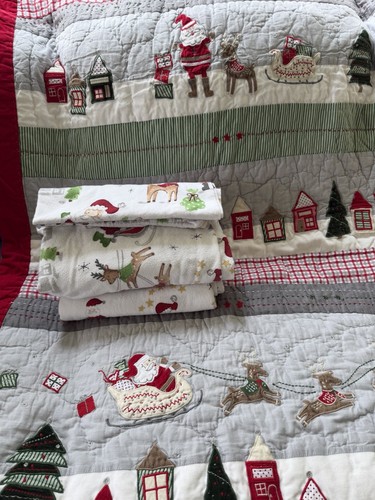 Pottery barn kids - barn, pole